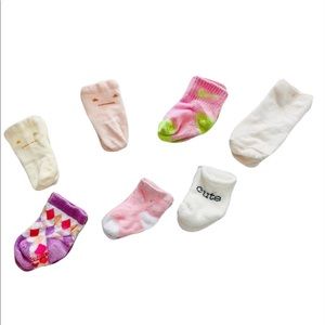 Newborn Socks, 7 Pairs (E20)